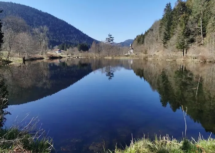 La Magie Entre Deux Lacs Holiday home